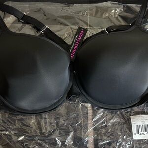 Curvy Couture Black Bra